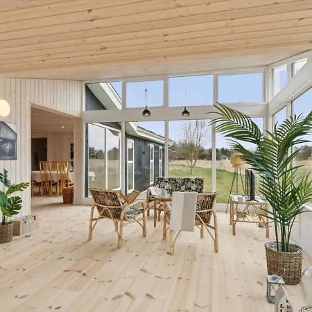 Дом отдыха Oh568-hadsund-haslevgaarde-strand-10 *